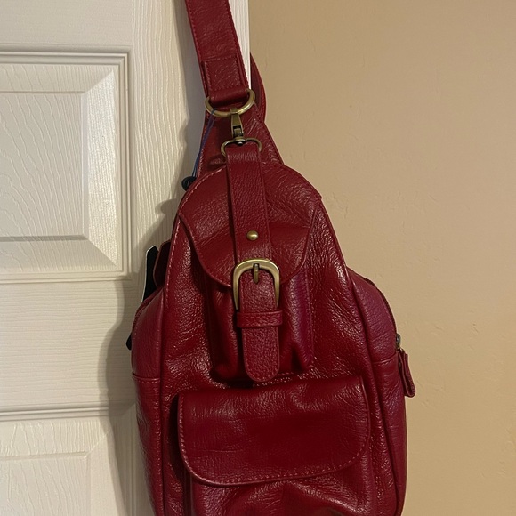 Amerileather Sling Purse - Picture 16 of 16